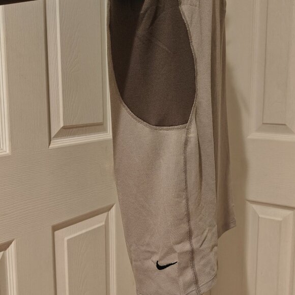 NIKE Trail 1/2 Zip Running Top Large Men's S Gray Dri-Fit FV9994-009 Sweater - Picture 12 of 16
